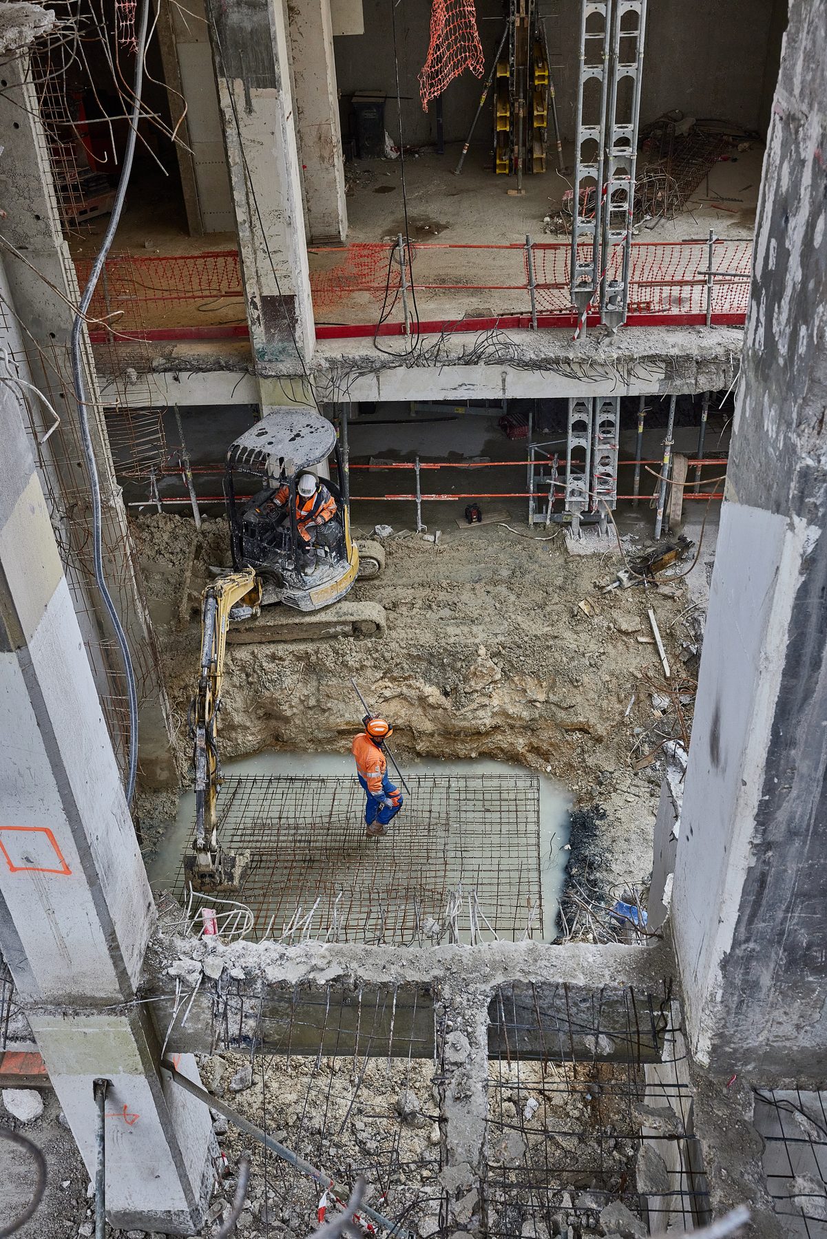 Reprise des fondations et excavation au cœur du chantier