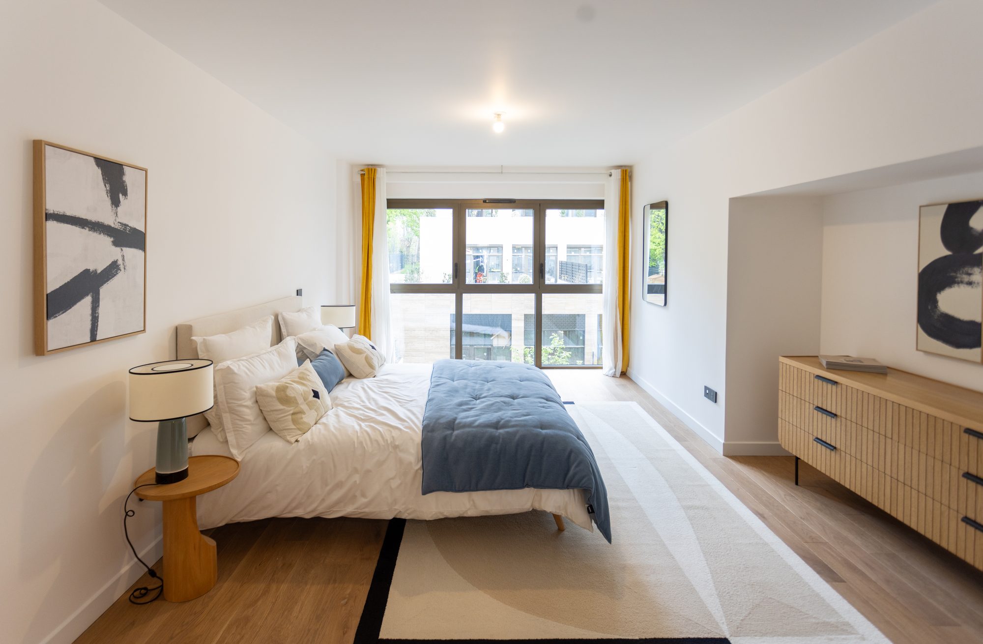 Seconde chambre aménagée dans un logement livré